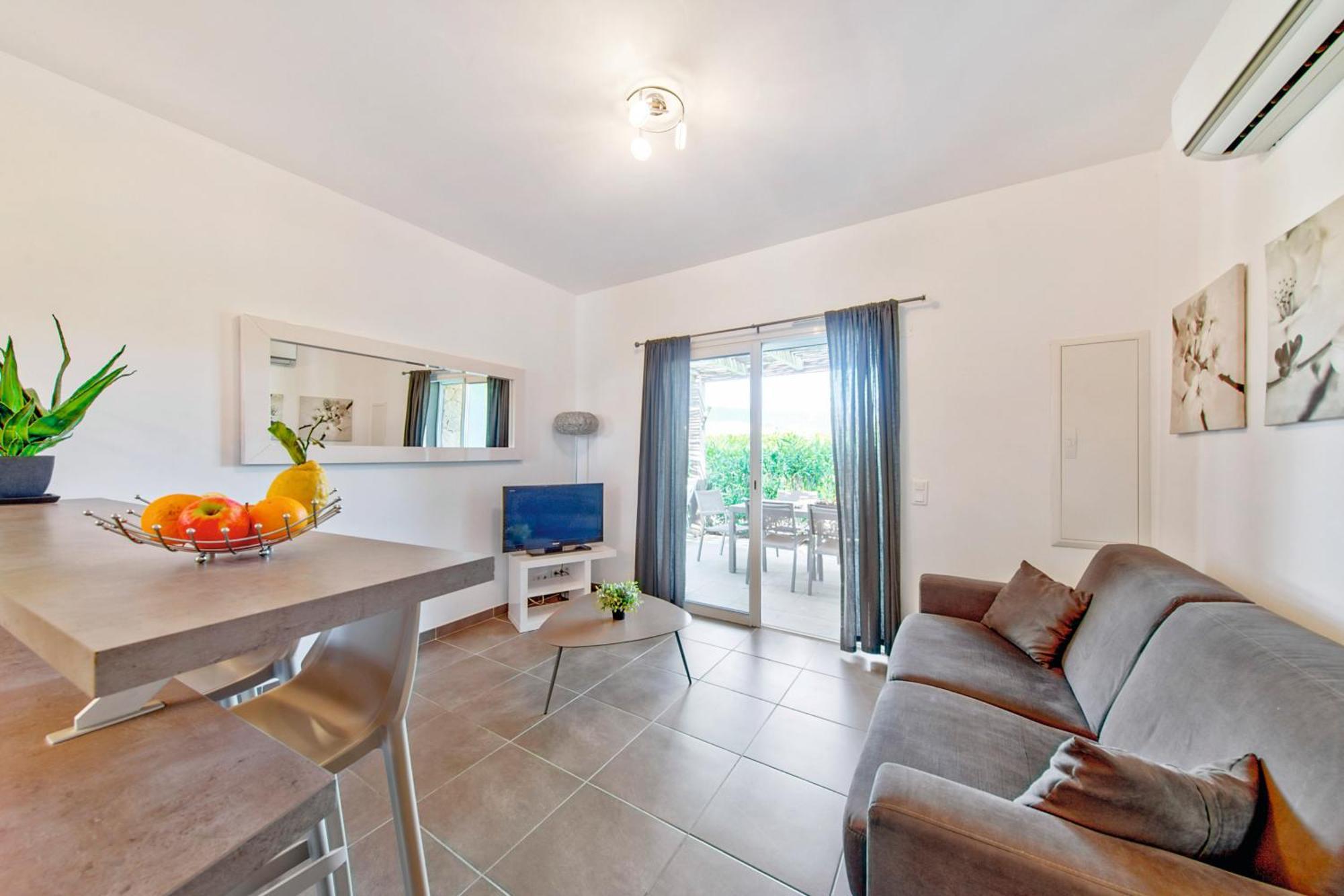 Residence Pierre & Vacances Premium Les Villas De Porto-Vecchio Exterior photo